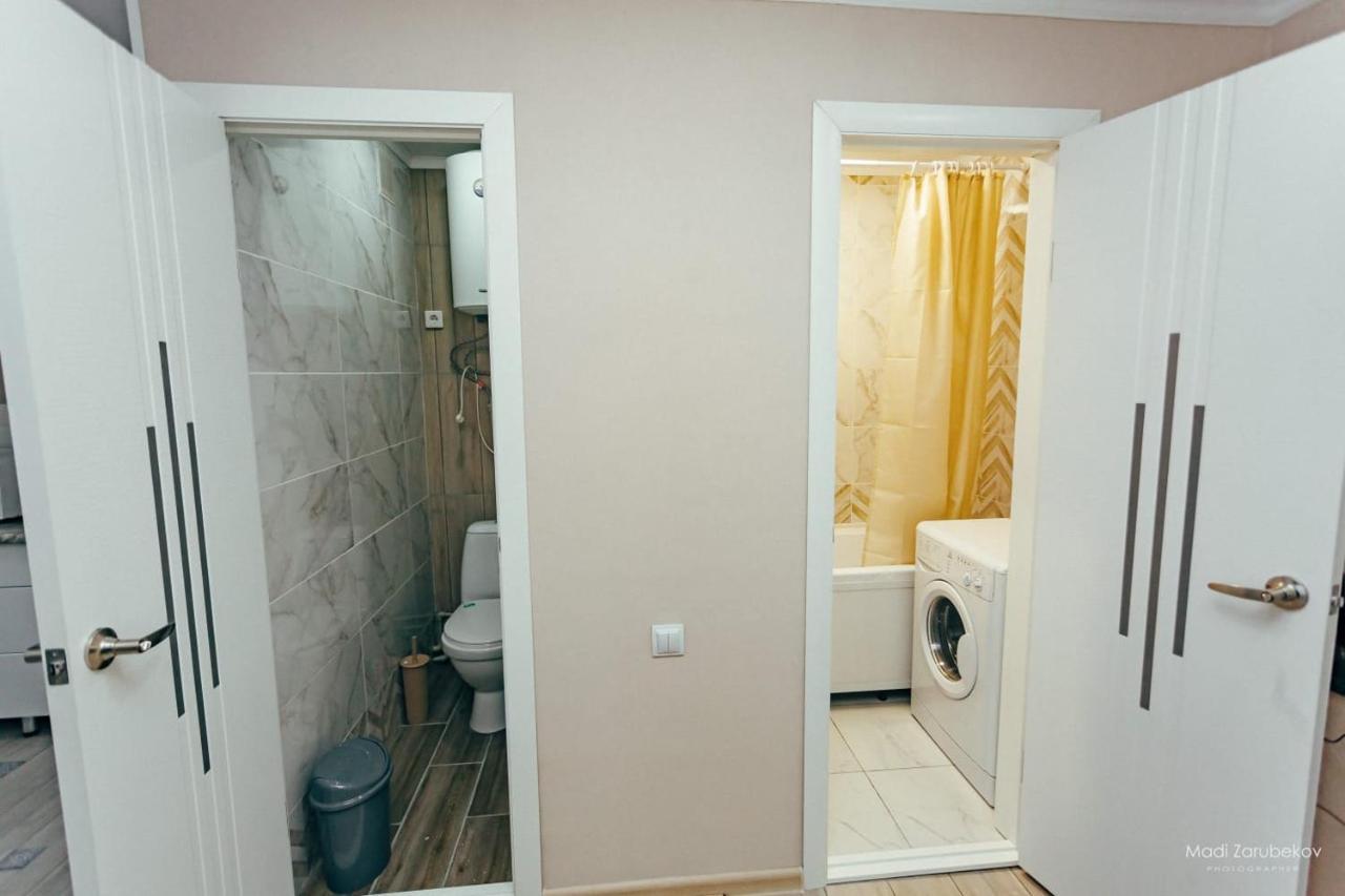 Appartement Cosy flat à Semey Extérieur photo